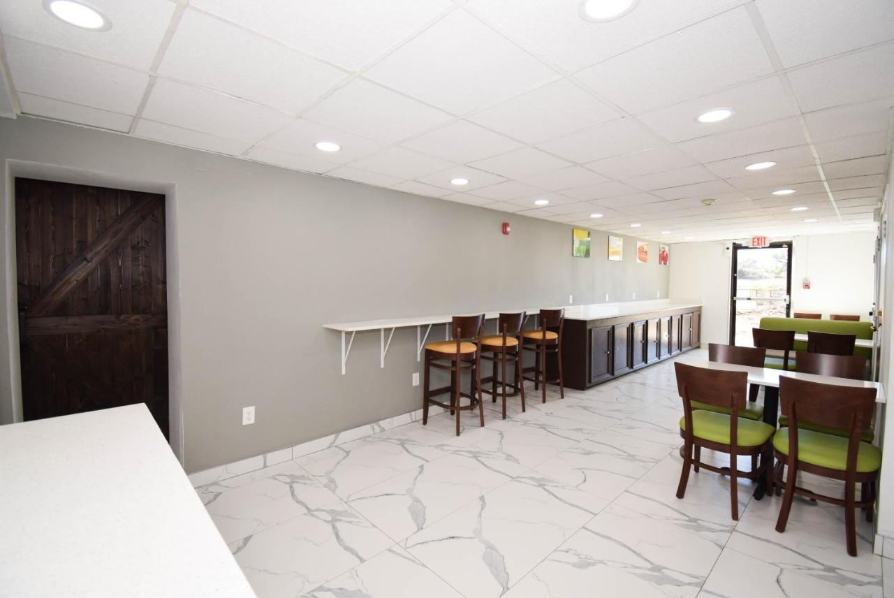 Quality Inn & Suites Sulphur Springs Zewnętrze zdjęcie
